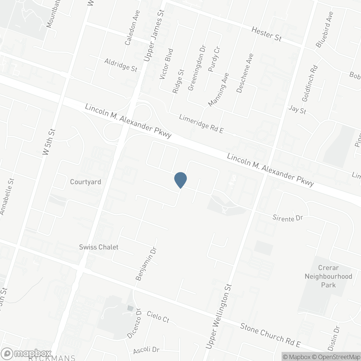 4 CHARTWELL CIRCLE S, Hamilton, Ontario L9A 0B6